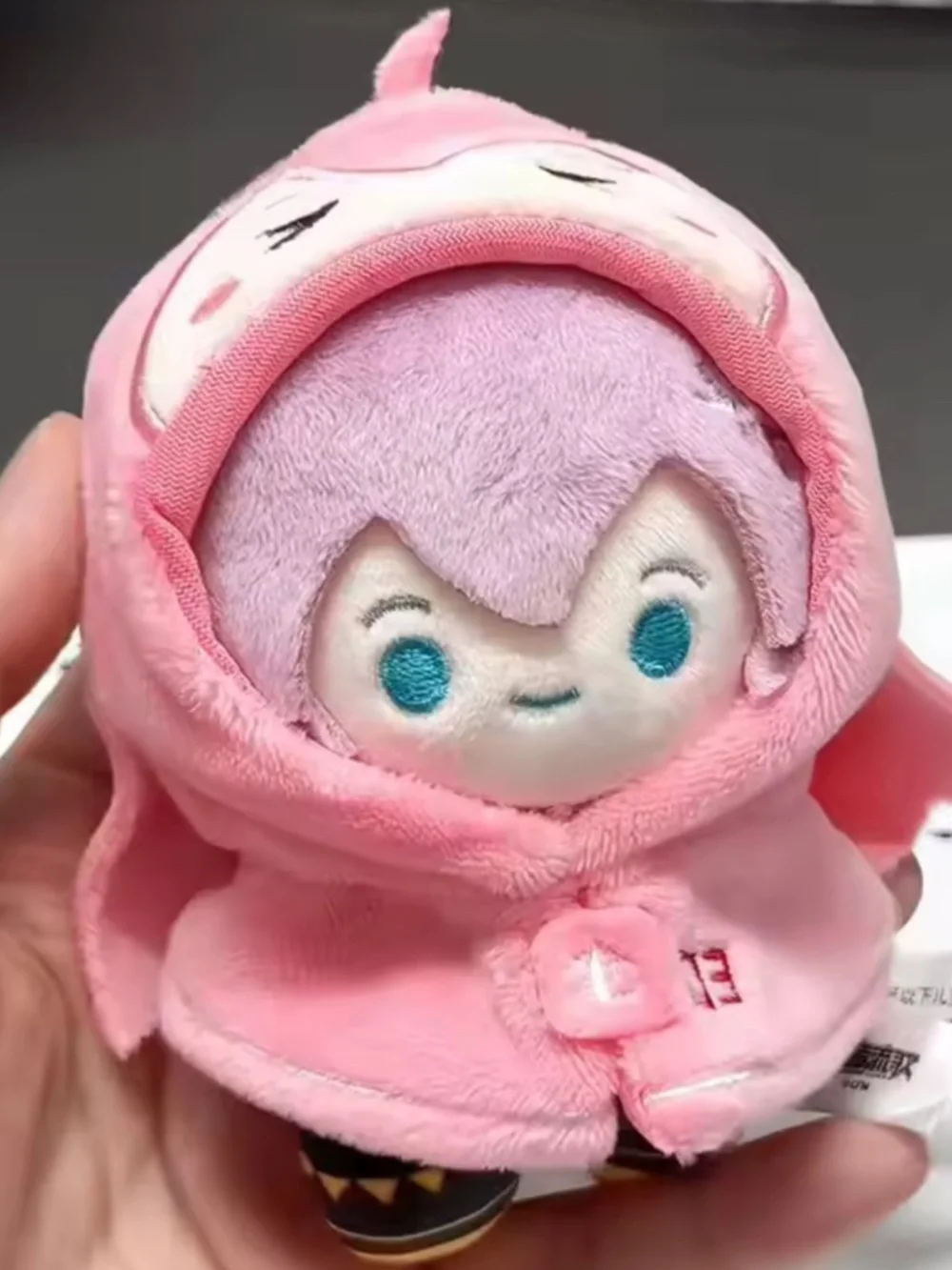 Hatsune Miku & Vocaloids with Poncho Mini Plush Keychain Blind Box  ( 1PC BY